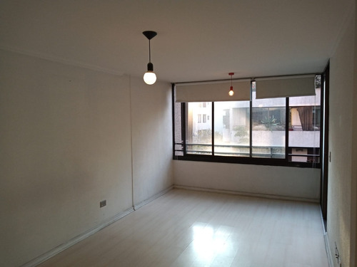 Imagen 6 de 11 de Encantador Y Cómodo Depto Un Dormitorio, A Pasos Metro Colón