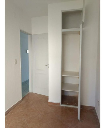 Imagen 7 de 11 de Departamento En Venta En Caseros