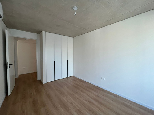 Imagen 2 de 18 de Venta Apartamento 2 Dormitorios Y Escritorio Ciudad Vieja Alma Duc