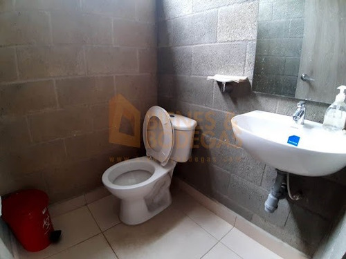 Bodegas En Arriendo Girardota 643-5200