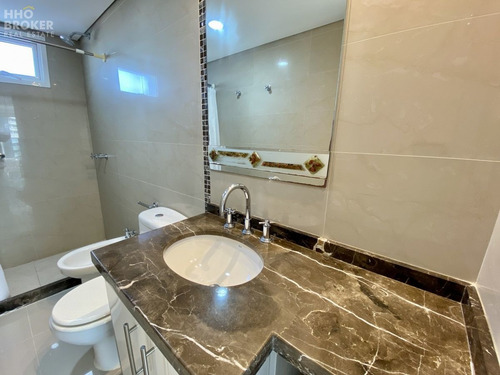 Imagen 13 de 26 de Apartamento En Venta De 3 Dormitorios Terraza Con Parrillero Propio Playa Mansa - Punta Del Este Mansa