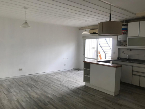 Imagen 3 de 14 de Lencke Vende - Ideal Para Consultorios Medicos, A 1 Cuadra Del Hospital De Vicente Lopez