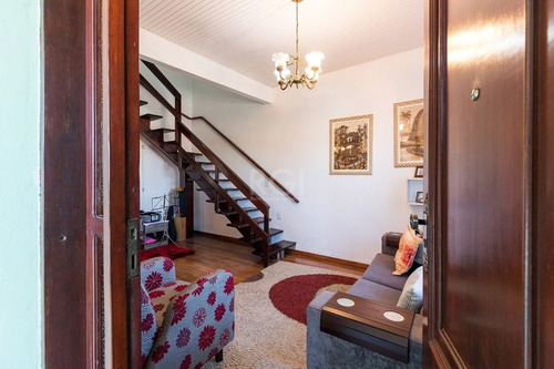 Casa Em Vila Nova Com 3 Dormitórios - Lu431348