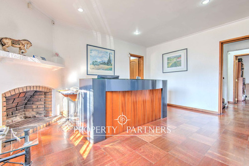 Casa Con Gran Terreno En Las Condes Muy Próxima A ...