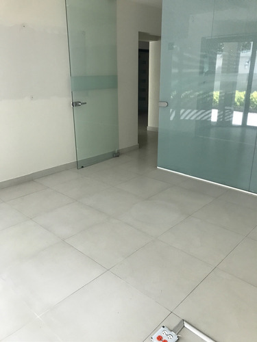 Casa Con Uso De Suelo Comercial Y Para Oficina En Polanco