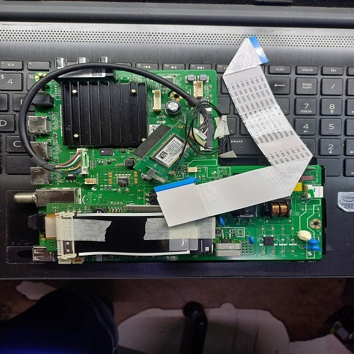 Main Sanyo Para Tv 43 Pulgadas Trae Su Wifi (Usado)