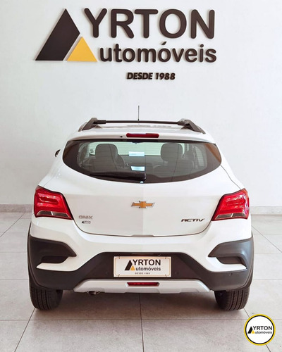 Chevrolet Onix Hatch 1.4 4P FLEX ACTIV AUTOMÁTICO