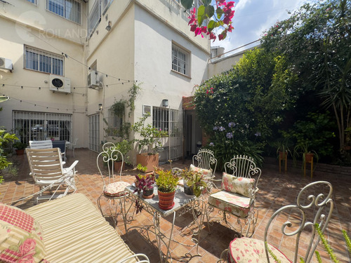 Venta Casa 7 Ambientes Con Patio, Cochera Y Playroom En Almagro