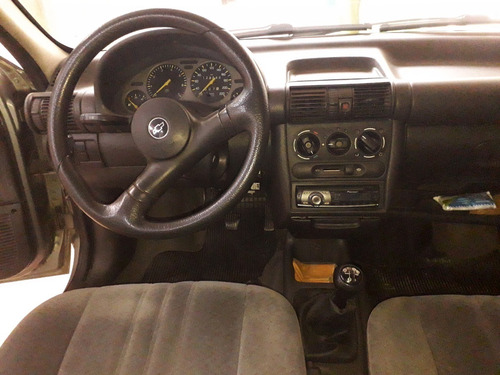 Corsa Perua 98