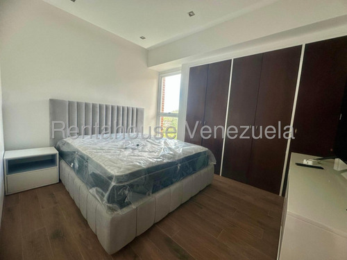 Bello Apartamento Muy Ventilado E Iluminado En Los Guayabitos En Venta