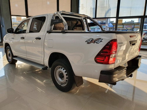Toyota Hilux 2.4 Cd Dx 150cv 4x4 2018
