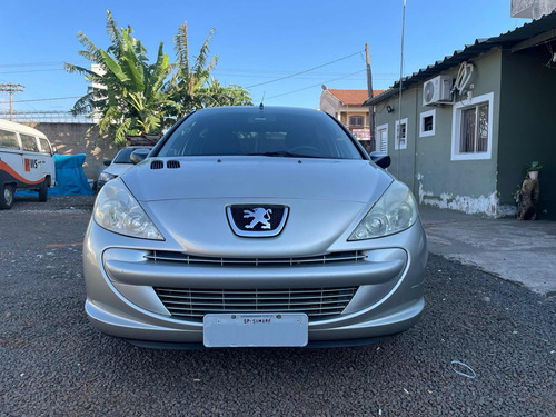 Peugeot 207 1.4 Xr Flex 5p