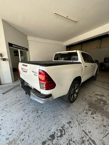Toyota Hilux 2.8 Cd Srx 177cv 4x2 At