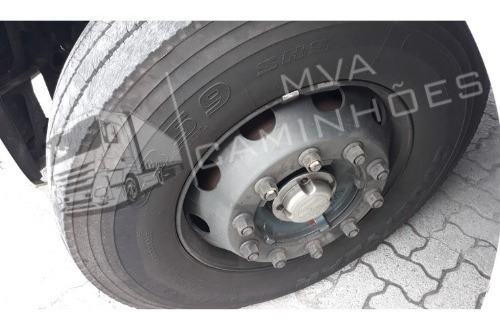 Caminhão Volkswagen 19-320 - 4x2 T