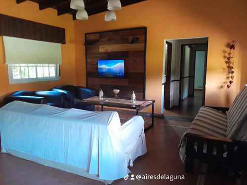 Dueño Vende Casa Principal Y Casa De Caseros O Para Renta Con Pileta Cercada Parque Frutales Garaje 48 M2 Barrio Semi Cerrado De Quintas, Ideal Vivienda Permanente, Zona Muy Segura.