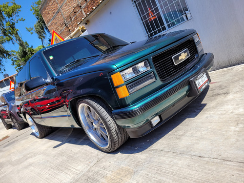 Chevrolet Silverado Pickup 2500 Custom 4vel Aa Mt