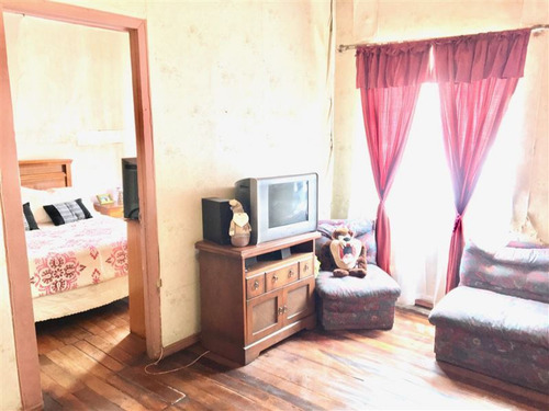 Gran Precio!! 2 Casas Juntas En 177 M2 De Terreno En Calle E