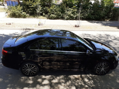 Imagen 8 de 12 de Volkswagen Vento 2012 2.0 Sportline Tsi 200cv Dsg
