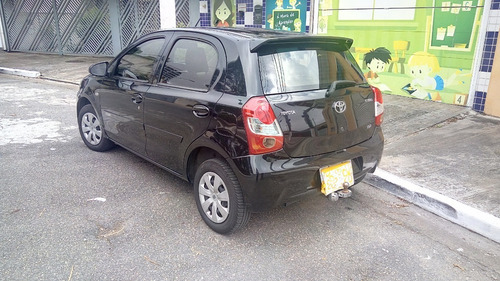 Toyota Etios X 2016/2017