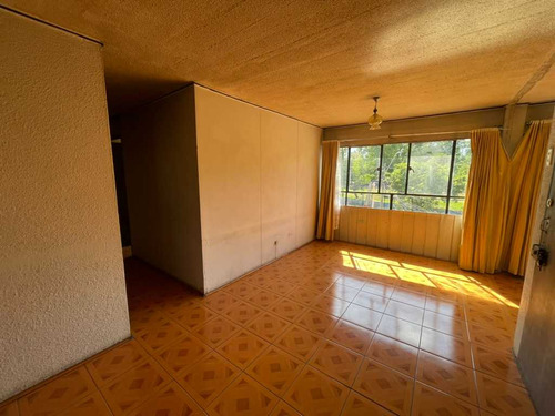 Vendo Amplio 3 Dor+1 Baño Con Estacionamiento (108620)