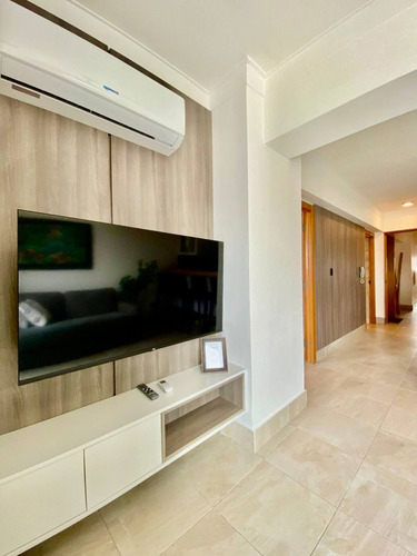 Apartamento Amueblado Con Jacuzzi En Terraza Privada Evaristo Morales