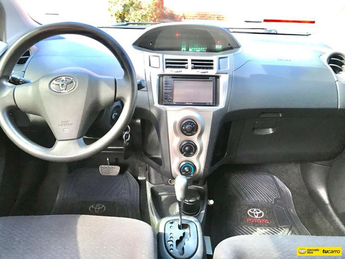 Toyota Yaris Automatico