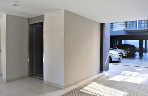 Departamento En Venta En Victoria Centro C/ Balcón