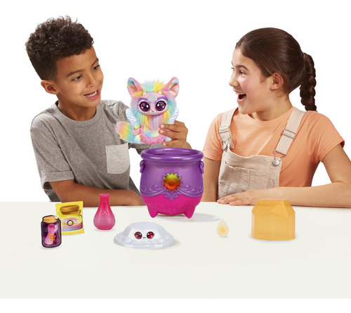 Caldero Sorpresa Magic Mixies Con Peluche Y Gemas Solares