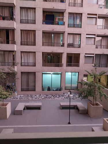 Un Dormitorio Los Heroes Amoblado
