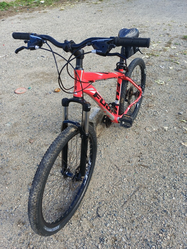 Vendo Bicicleta Fuji Nevada 27.5 1.9 Usada Como Nueva Negoci