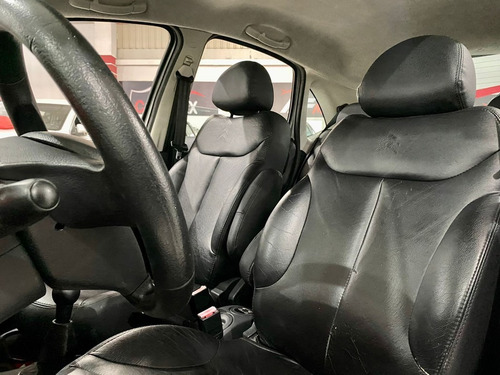 Imagem 11 de 11 de Citroen C3 1.4 I Exclusive 8v 2012