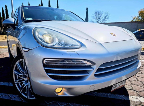 Porsche Cayenne V6