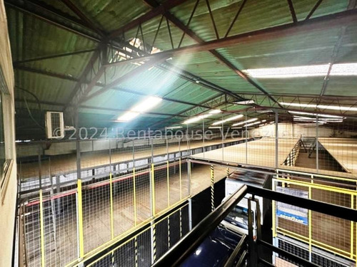 Galpón En Venta En El Encantado 24-14475 Ab
