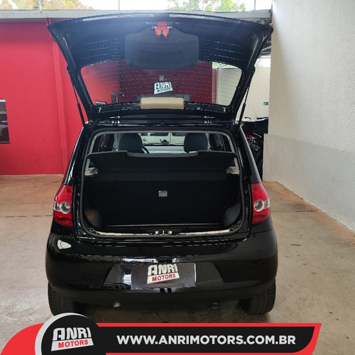 Volkswagen Fox 1.6 Plus Total Flex 5p