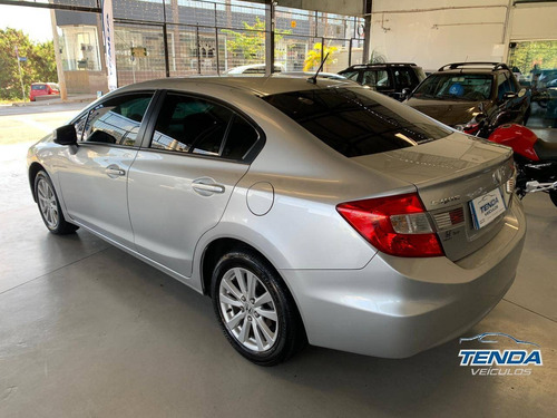 Imagem 6 de 15 de Honda Civic 1.8 Lxs 16v Flex 4p Automático
