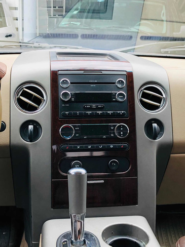 Imagen 13 de 14 de Ford Lobo King Ranch 4x4 Ta