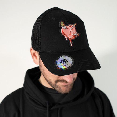 37 - Cap Trucker Deadpool Corazon