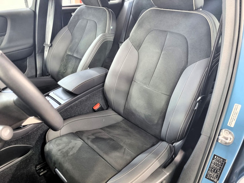 Volvo C40 P8 RECHARGE