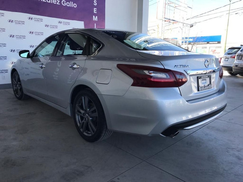 Imagen 4 de 10 de Altima Advance Navi 2.5l 2018