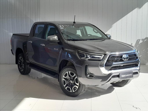 Toyota Hilux 2.8 D-4D TURBO DIESEL CD SRX 4X4 AUTOMÁTICO