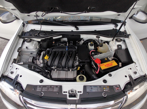 Imagen 13 de 15 de Renault Duster 1.6 Tech Road 2013 Carbone