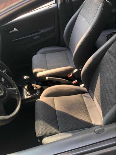 Imagem 10 de 14 de Volkswagen Fox 2013 1.6 Vht Trend Total Flex 5p