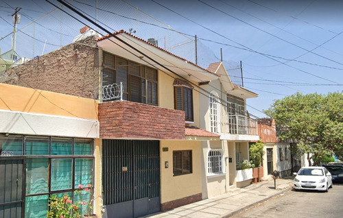 Casa En Venta En Calle Rogelio Bacon 2183, San Elías, Guadalajara, Jalisco, México 231 Ajrj