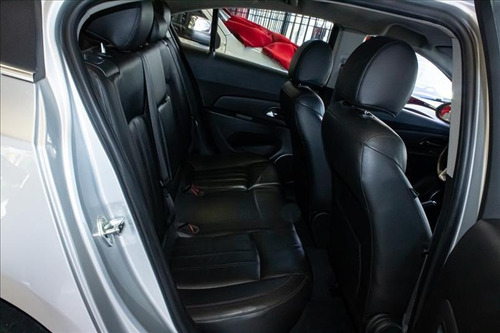 Imagem 8 de 11 de Chevrolet Cruze 1.8 Lt 16v