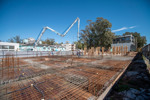 Monoambiente En Venta Al Pozo En Pinamar Con Parrilla Y Pileta