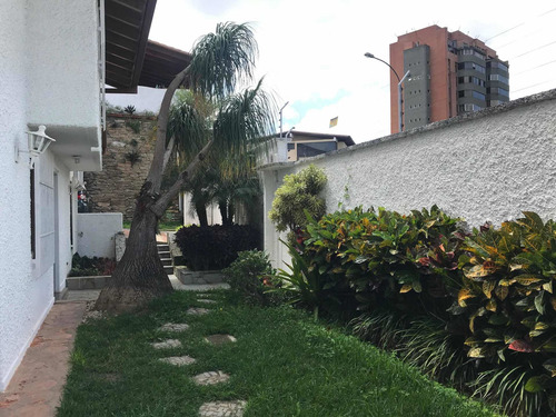 Imagen 8 de 13 de Venta Hermosa Qta Los Naranjos Del Cafetal