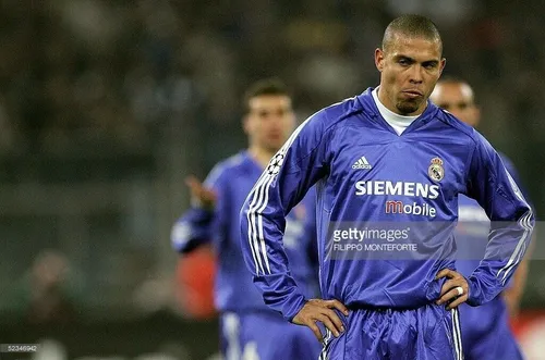 Camiseta real madrid 2005 hotsell