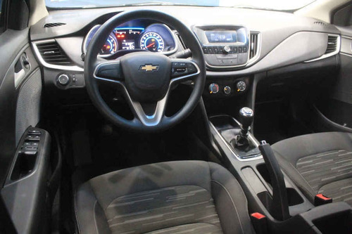 Imagen 11 de 15 de Chevrolet Cavalier 2019 4p Ls L4/1.5 Man