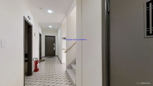 Imagem 3 de 18 de Apartamento 100m², 02 Dormitórios E 01 Banheiro. Condomínio Com Portaria 24hrs. Excelente Localização Entre As Ruas Lavradio, Brigadeiro Galvão - 21101801 - 70215051