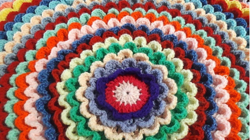 Alfombra Flor Tejida A Crochet En Relieve 80 Cm